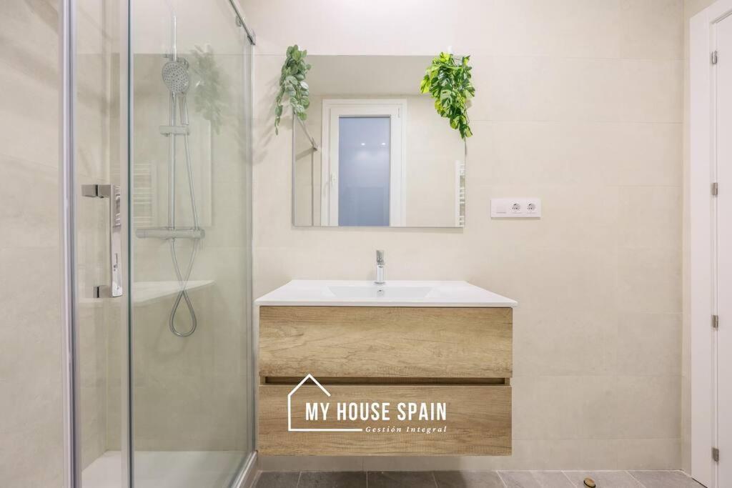Myhousespain - Renovado Y Luminoso Apartamento Madrid Luaran gambar